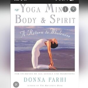 Yoga Mind, Body & Spirit Book